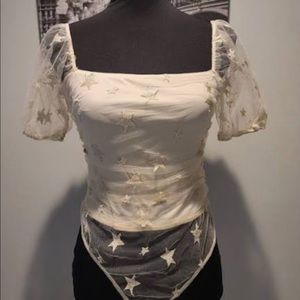 LE LIS COLLECTION: beige star bodysuit